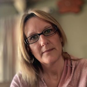Meet your Posher, Gina